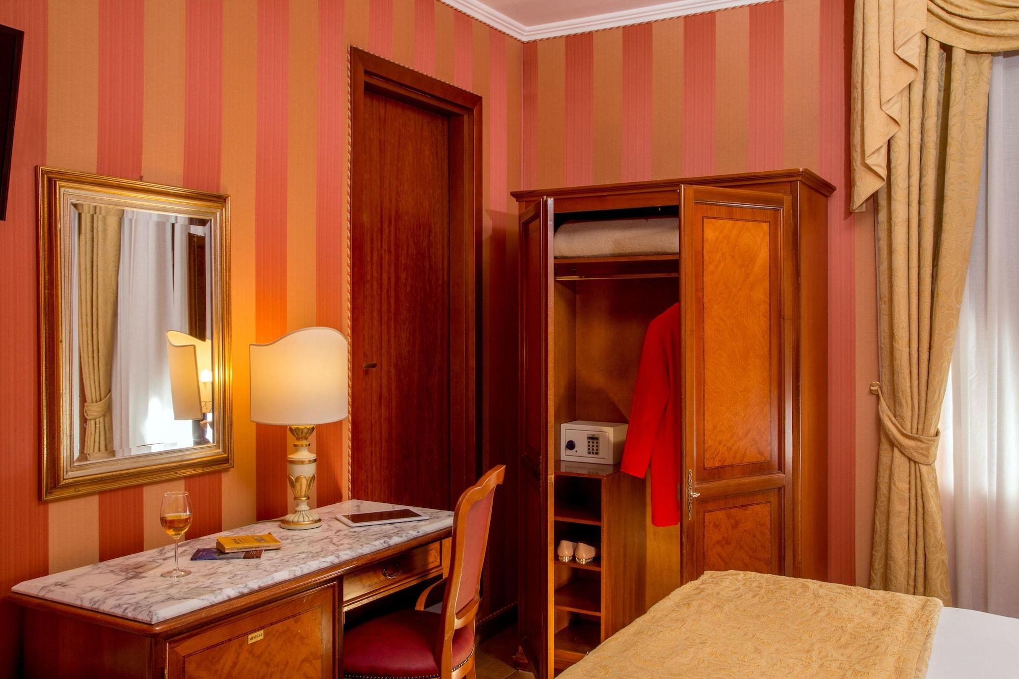 Hotel Forte Рим Экстерьер фото