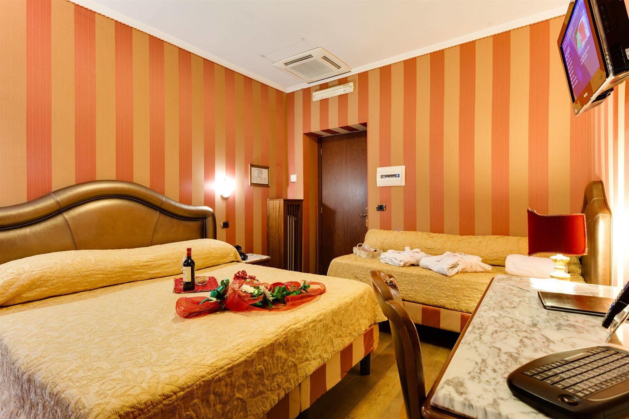 Hotel Forte Рим Экстерьер фото