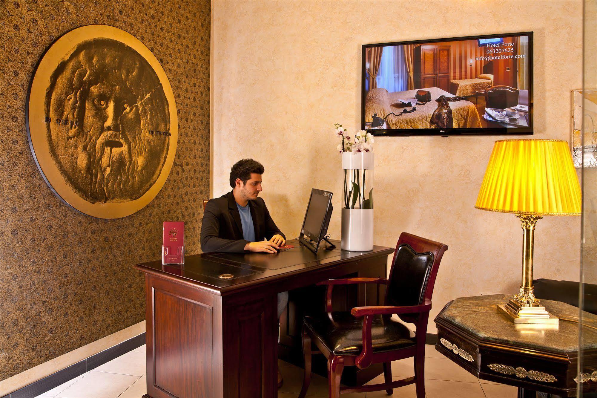 Hotel Forte Рим Экстерьер фото